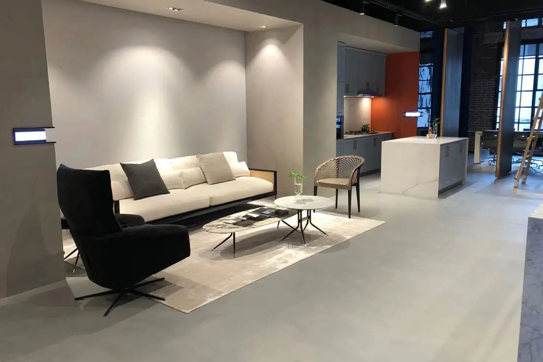Residencia sofisticada y contemporánea con paredes y piso de microcemento. Residencia sofisticada y contemporánea con paredes y piso de microcemento.